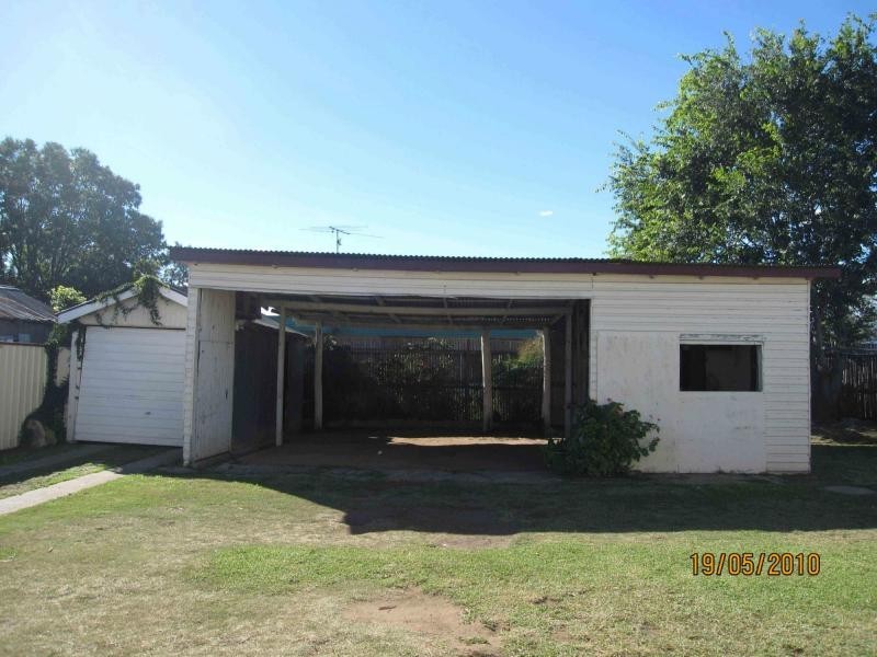 21 Albert Street, Warwick QLD 4370