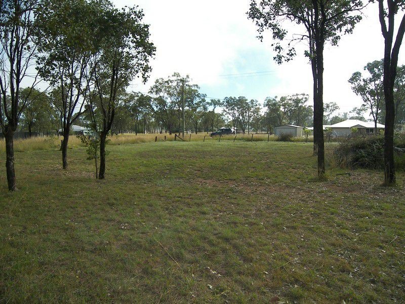 80 Goomburra Street, Hendon QLD 4362