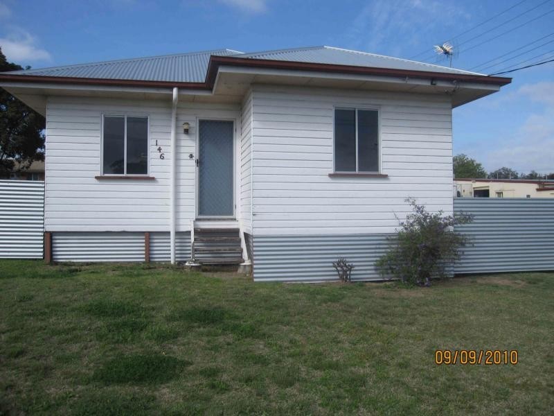 146 Wood Street, Warwick QLD 4370