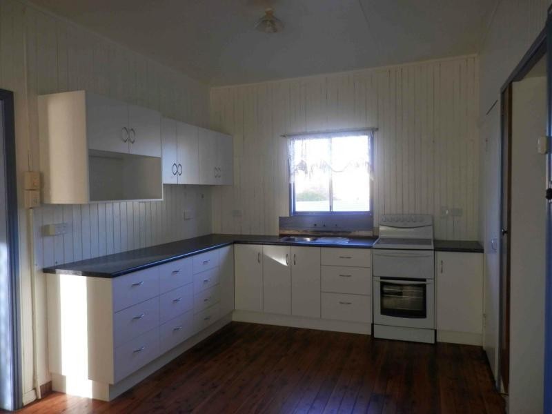 146 Wood Street, Warwick QLD 4370