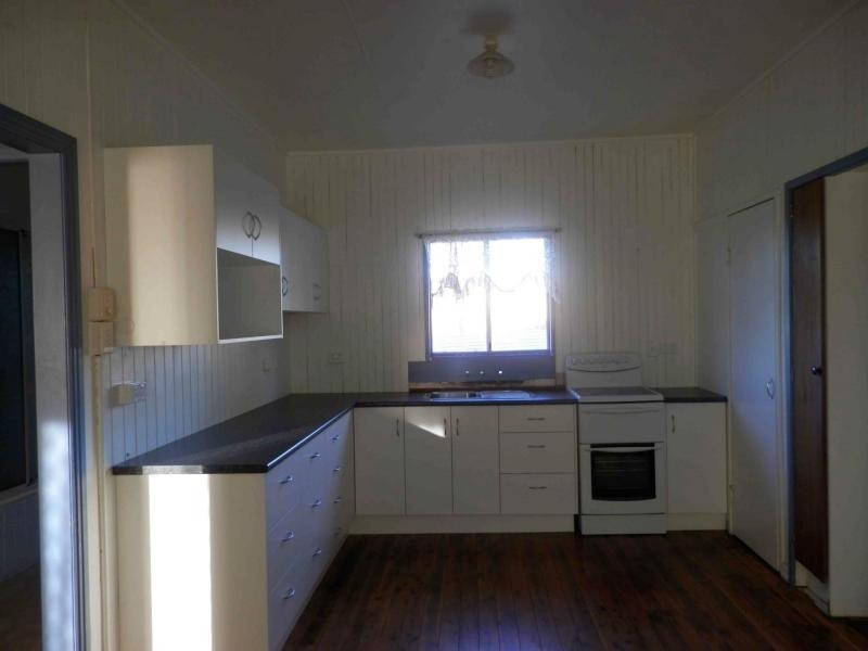146 Wood Street, Warwick QLD 4370