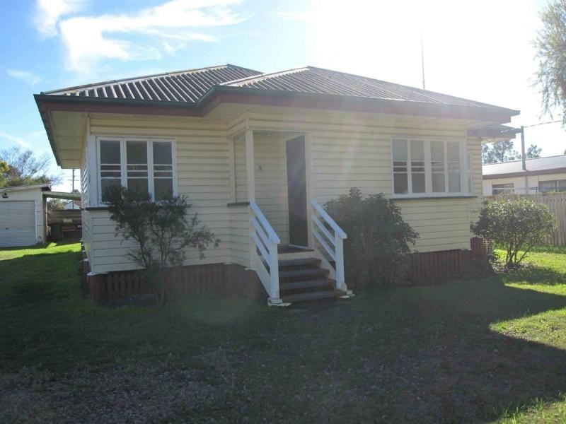 5 Myall Avenue, Warwick QLD 4370