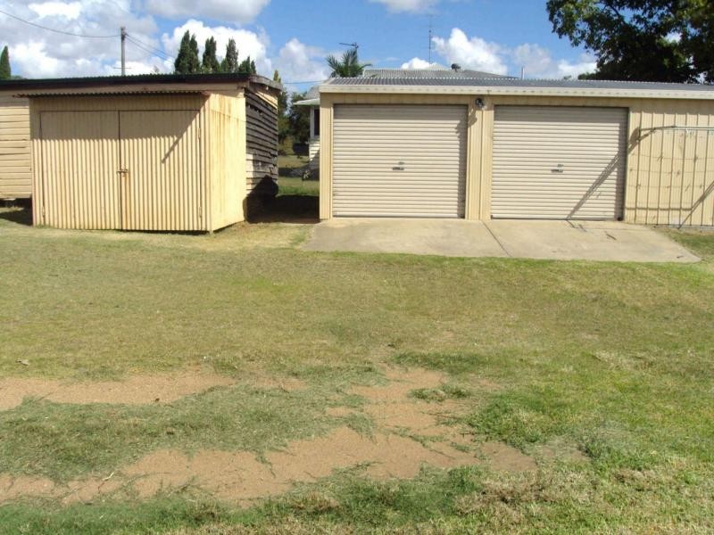 110 Wood Street, Warwick QLD 4370