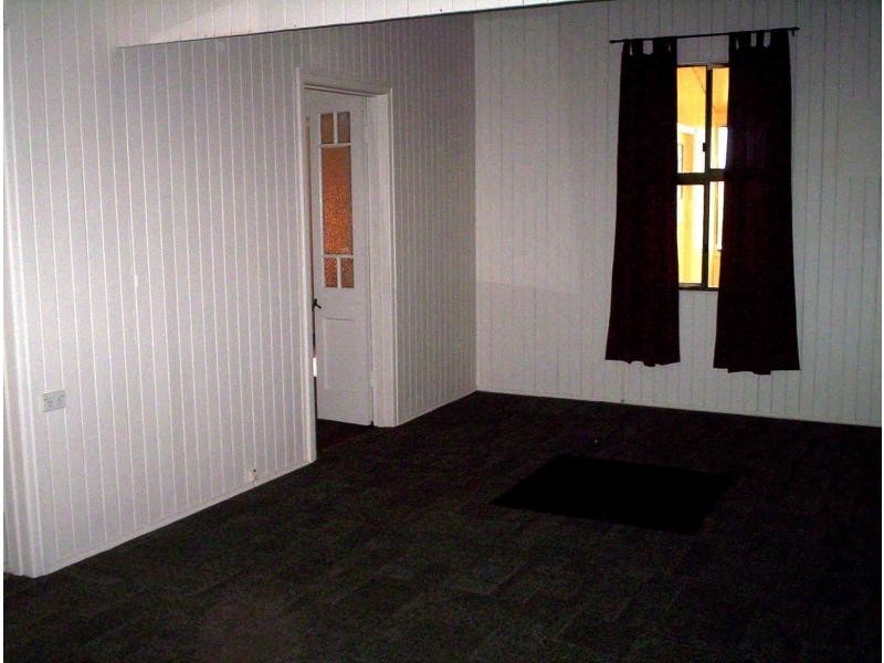 110 Wood Street, Warwick QLD 4370