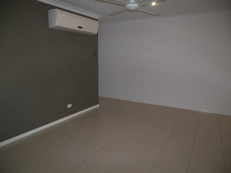 1/11 Hans Borgar Court, Warwick QLD 4370