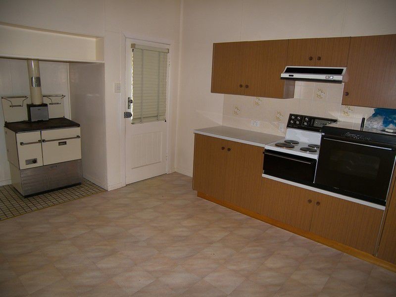 1A Douglas Street, Warwick QLD 4370