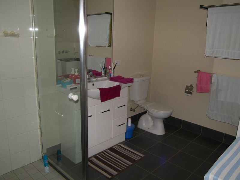 3 206 Wood Street, Warwick QLD 4370