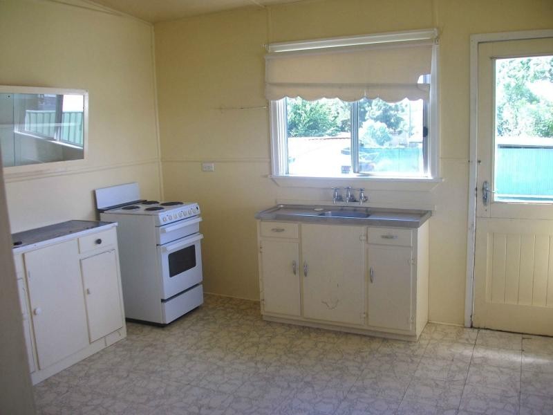 2/126 Percy Street, Warwick QLD 4370