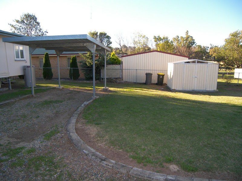 30 Sturt Street, Warwick QLD 4370