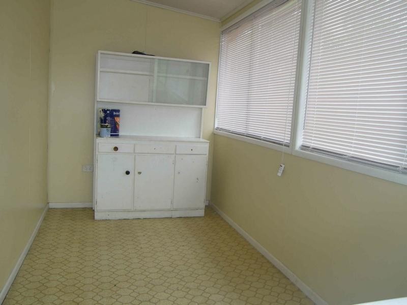 8 Wallace Street, Warwick QLD 4370