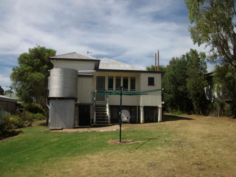 4 Mill Street, Warwick QLD 4370