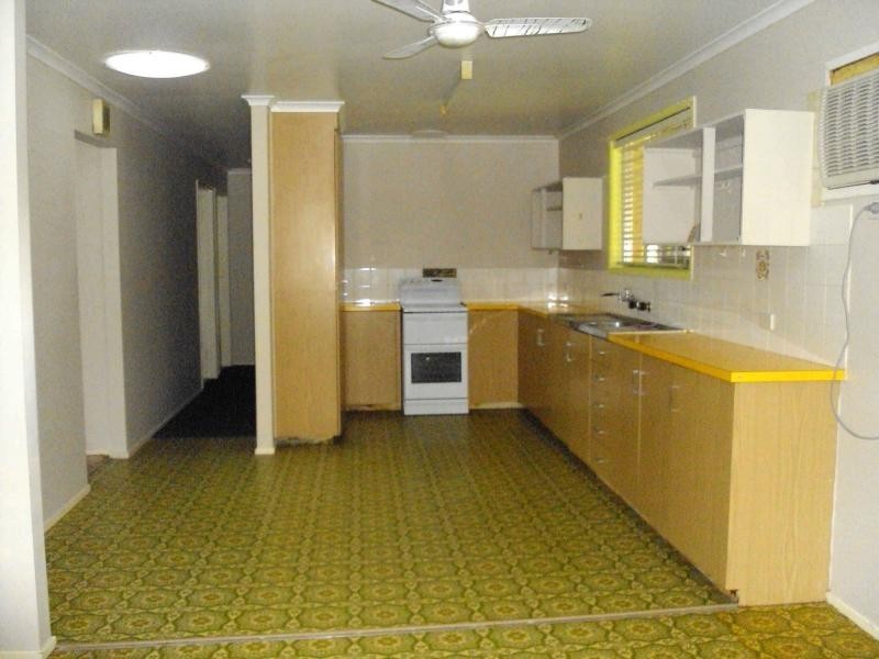 16 Norman Street, Allora QLD 4362
