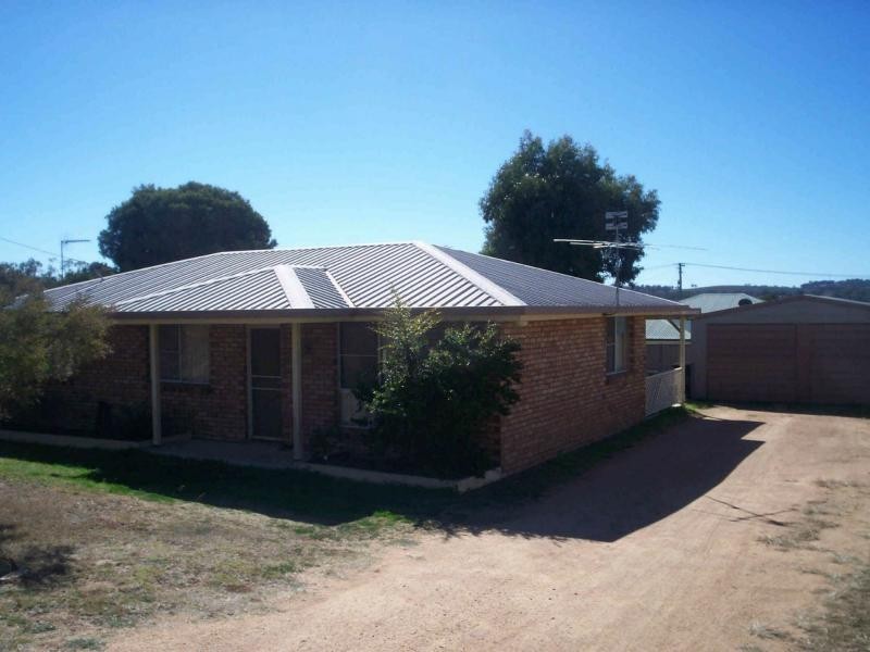 40 Fairway Drive, Warwick QLD 4370
