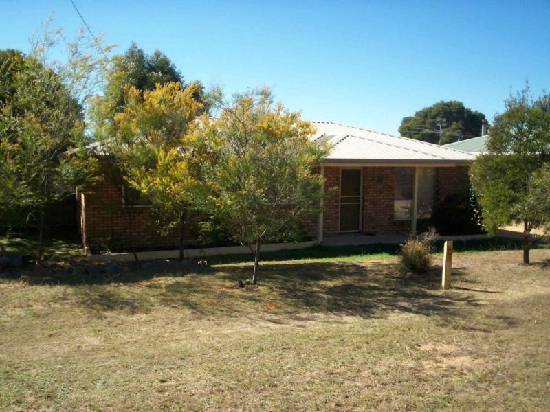 40 Fairway Drive, Warwick QLD 4370