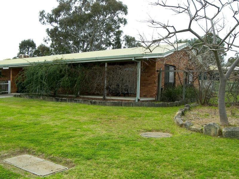 Unit 2/4 Reyburn Street, Warwick QLD 4370