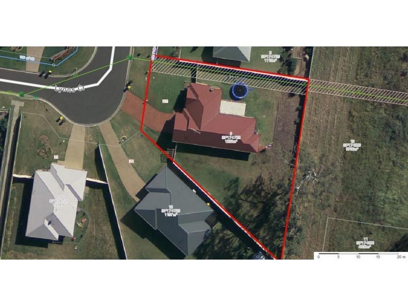 27 Lyons Crescent, Warwick QLD 4370