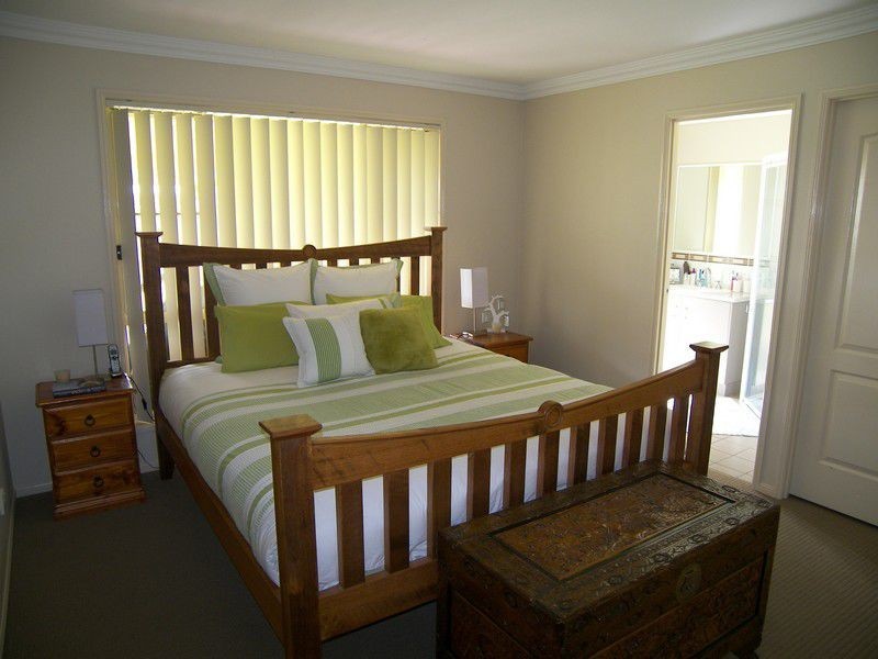 27 Lyons Crescent, Warwick QLD 4370