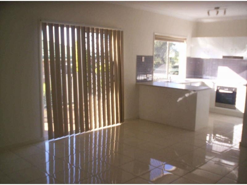 1/140 Dragon Street, Warwick QLD 4370