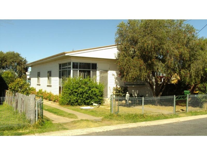 54 Stewart Avenue, Warwick QLD 4370