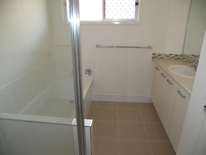 1/24 Dragon Street, Warwick QLD 4370