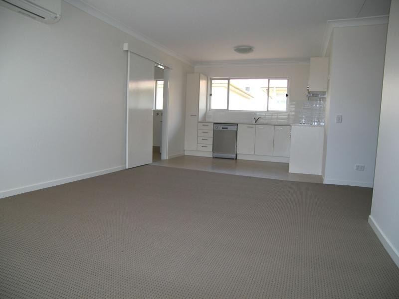 1/24 Dragon Street, Warwick QLD 4370