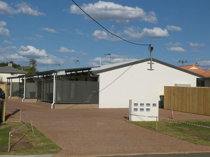 1/24 Dragon Street, Warwick QLD 4370