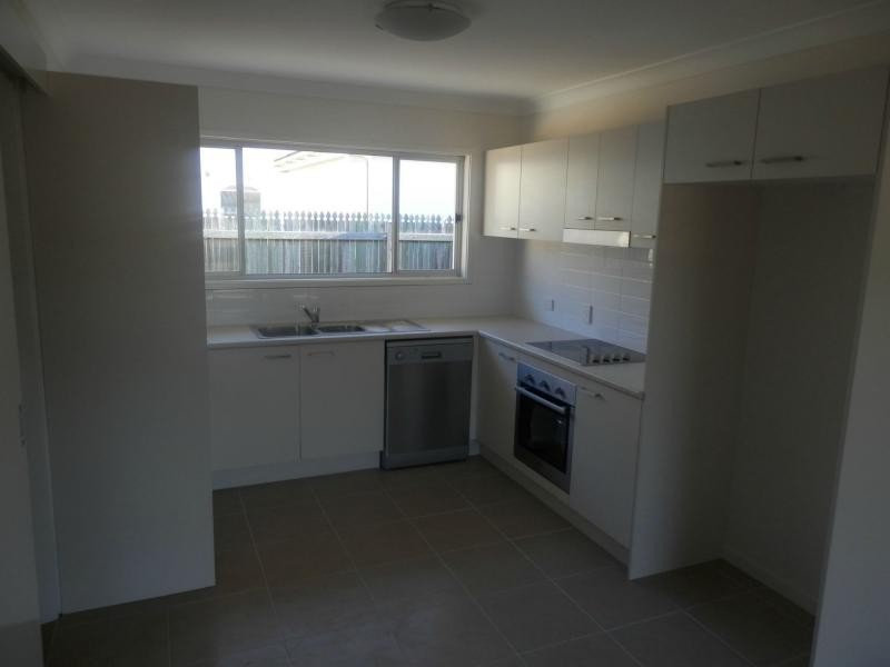 2/24 Dragon Street, Warwick QLD 4370