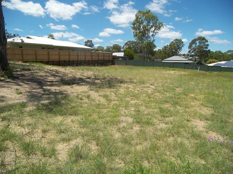 10 Stonewood Crescent, Warwick QLD 4370