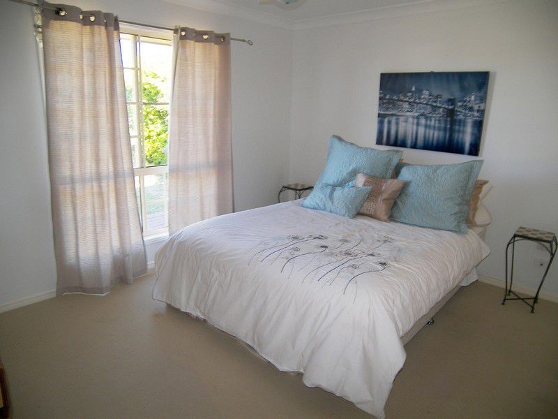 22 Peace Street, Warwick QLD 4370