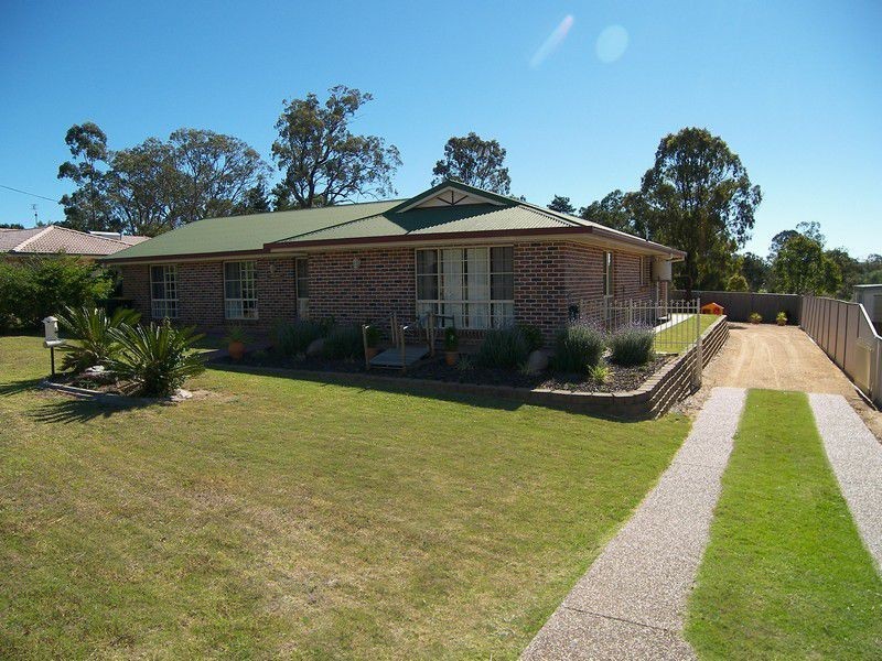 22 Peace Street, Warwick QLD 4370