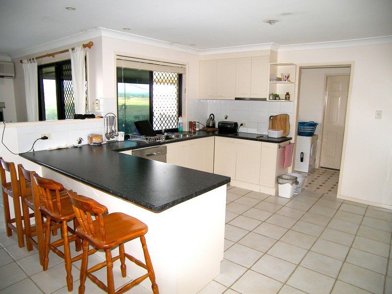 8 Henry Evans Drive, Warwick QLD 4370