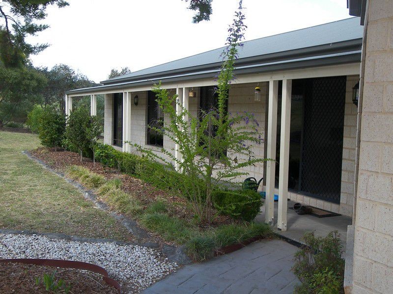 8 Henry Evans Drive, Warwick QLD 4370