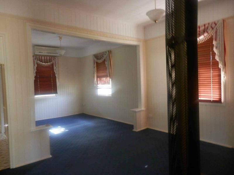 1 Yarrawonga Street, Warwick QLD 4370