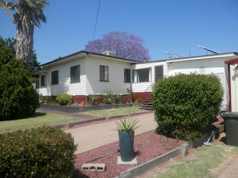 13 Redgwell Street, Warwick QLD 4370