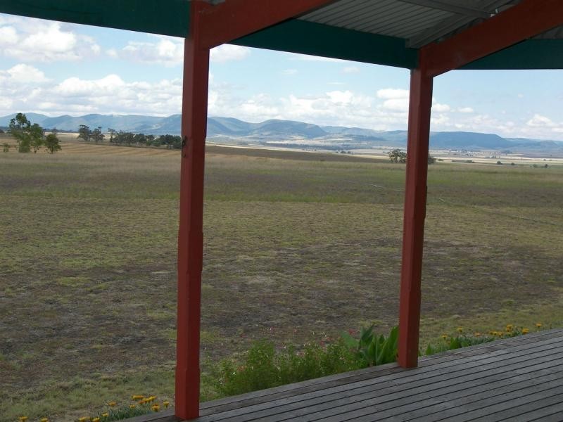 37 Hoffmans Road, Junabee QLD 4370