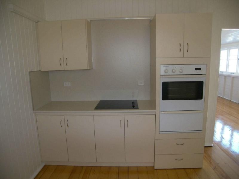 12 King Street, Warwick QLD 4370