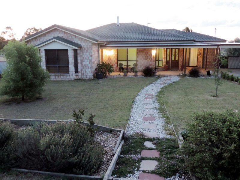 48 Doncaster Drive, Warwick QLD 4370