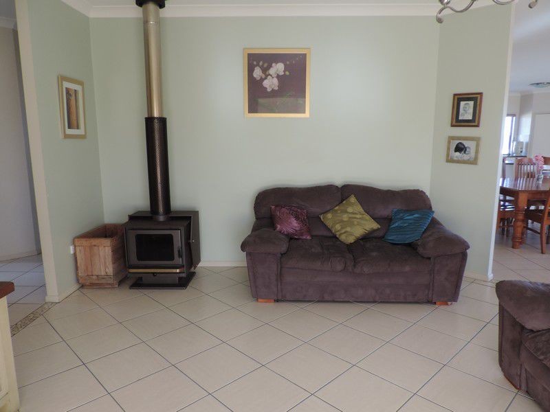 48 Doncaster Drive, Warwick QLD 4370