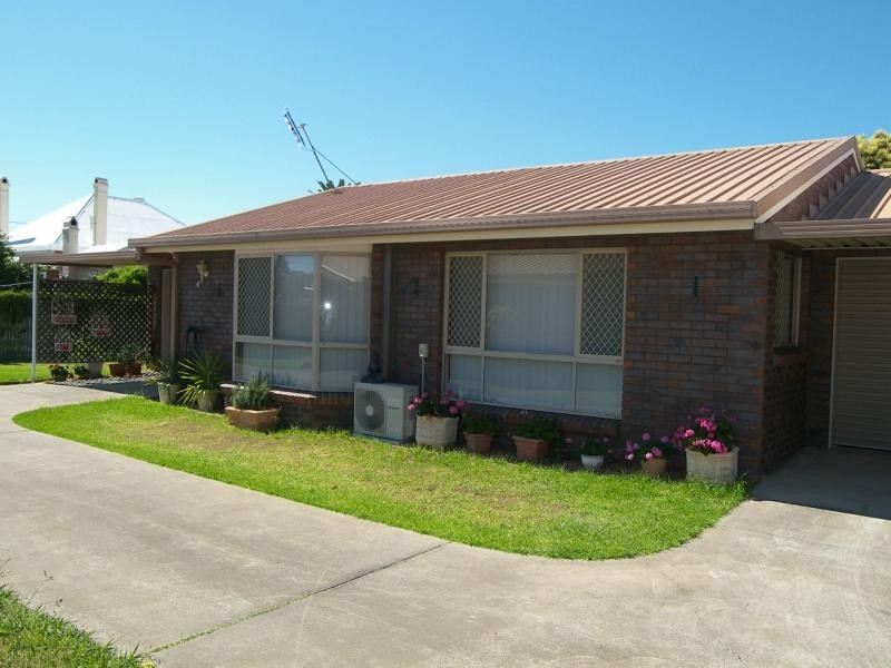 4/6 Barth Street, Warwick QLD 4370