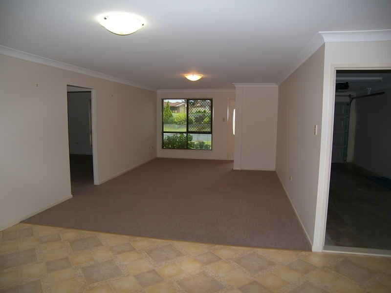 1A Davis Place, Warwick QLD 4370