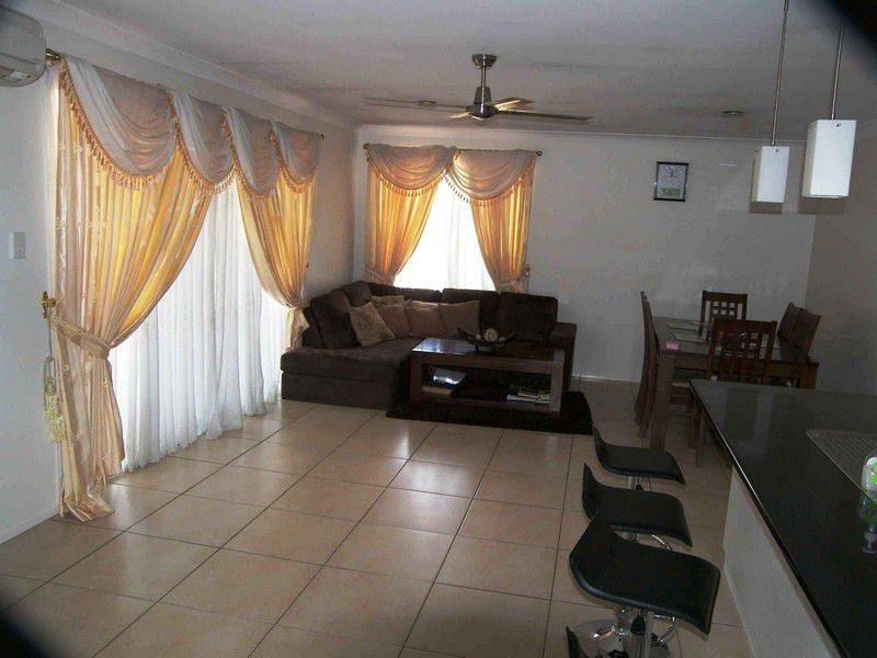 19 Ridgeview Road, Warwick QLD 4370