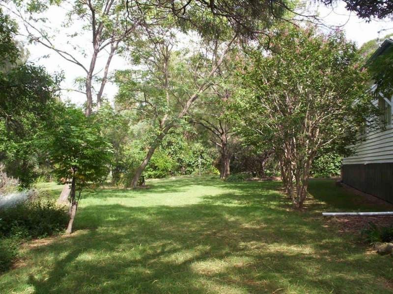 63 Lyons Street, Warwick QLD 4370