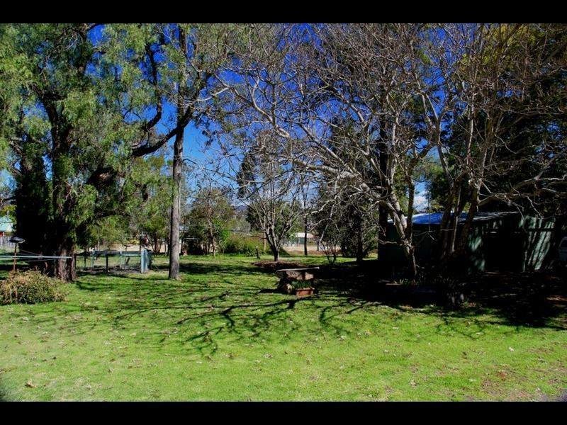 12A Locke Street, Warwick QLD 4370