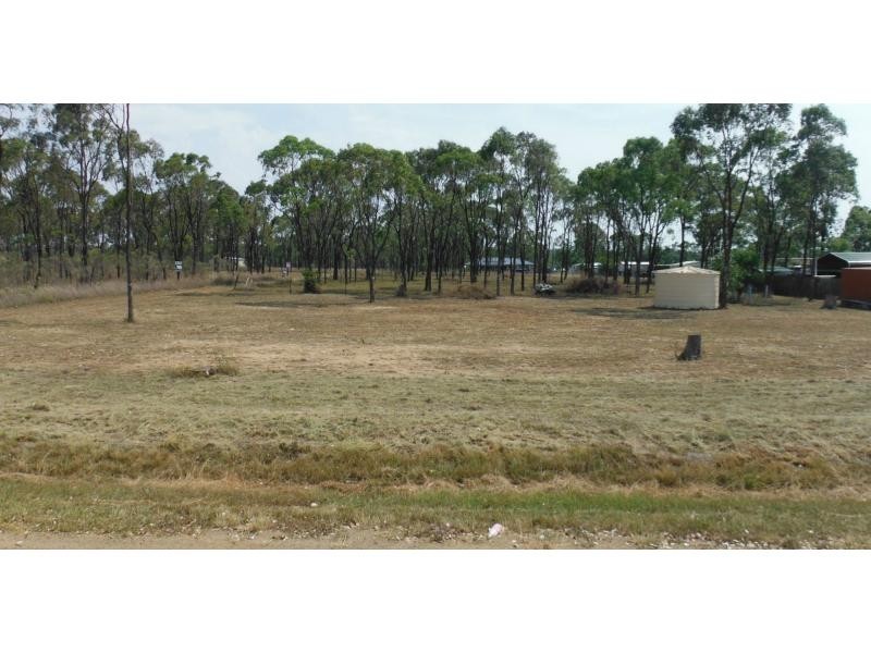 806 Allora Street, Hendon QLD 4362