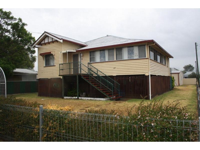 27 Canning Street, Warwick QLD 4370