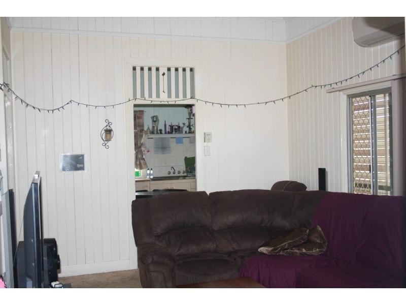 27 Canning Street, Warwick QLD 4370