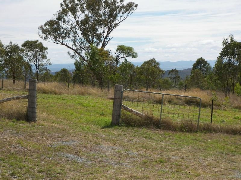 92 Coochie Road, Dalveen QLD 4374