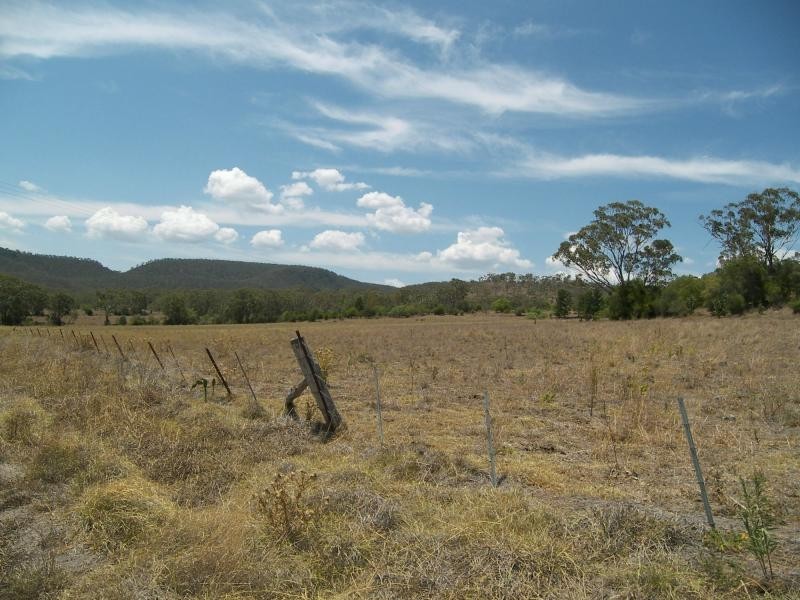 330 Charleys Gully Road, Freestone QLD 4370