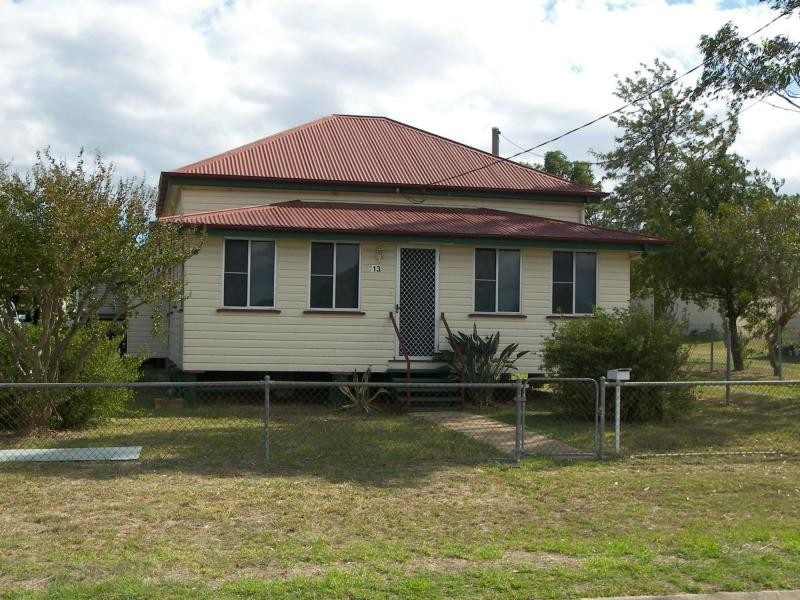 13 Rose Street, Warwick QLD 4370