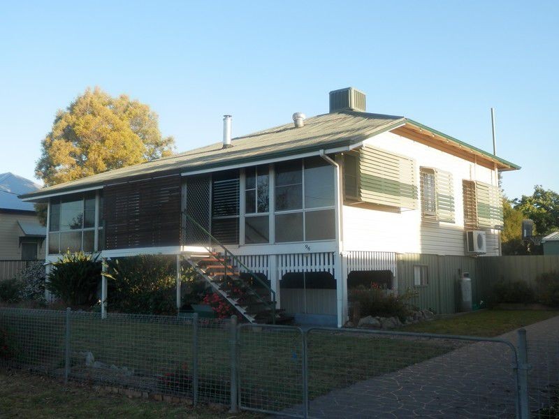 96 Pratten Street, Warwick QLD 4370